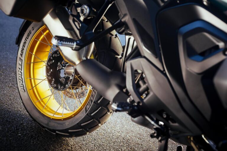 jcjaj8pcue1hsh1z0g32onn5-michelin-anakee-adventure-2-tyre.full